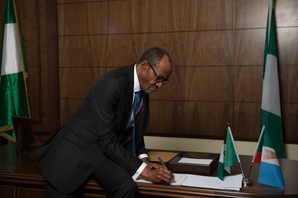 Underdevelopment: Can Buhari Win?<br />
<b>Deprecated</b>: strip_tags(): Passing null to parameter #1 ($string) of type string is deprecated in <b>/var/www/vhosts/economicconfidential.com/httpdocs/wp-content/themes/Newspaper/loop-single.php</b> on line <b>64</b><br />
Underdevelopment: Can Buhari Win?