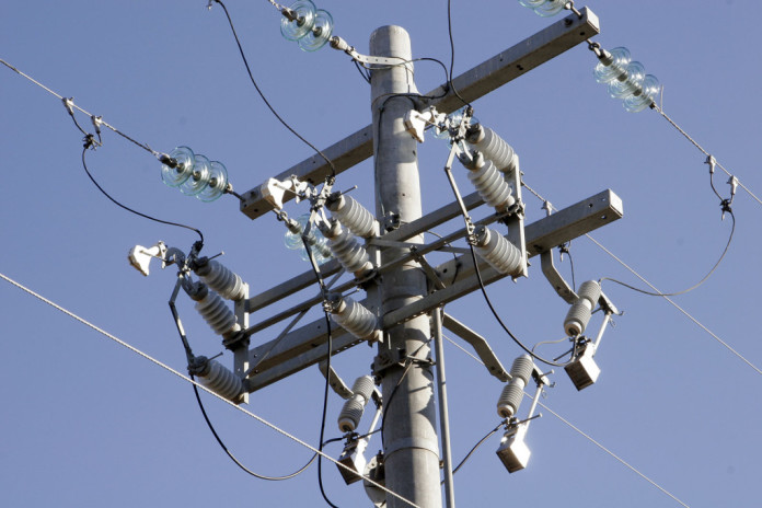 FG Opposes Electricity Tariff Reversal, Backs NERC