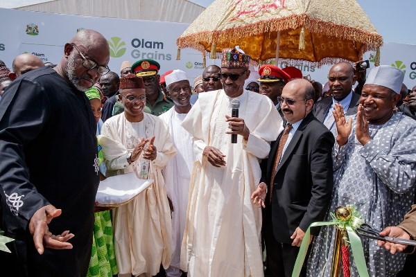 Buhari Inaugurates N30bn Olam Poultry, Feed Mill<br />
<b>Deprecated</b>: strip_tags(): Passing null to parameter #1 ($string) of type string is deprecated in <b>/var/www/vhosts/economicconfidential.com/httpdocs/wp-content/themes/Newspaper/loop-single.php</b> on line <b>60</b><br />
Buhari Inaugurates N30bn Olam Poultry, Feed Mill