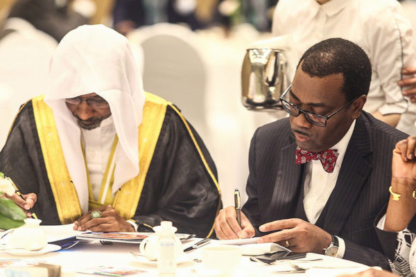 Emir Sanusi Outlines Path to Africa’s Development<br />
<b>Deprecated</b>: strip_tags(): Passing null to parameter #1 ($string) of type string is deprecated in <b>/var/www/vhosts/economicconfidential.com/httpdocs/wp-content/themes/Newspaper/loop-single.php</b> on line <b>60</b><br />
Emir Sanusi Outlines Path to Africa’s Development