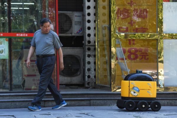 Chinese delivery robots replace delivery men<br />
<b>Deprecated</b>: strip_tags(): Passing null to parameter #1 ($string) of type string is deprecated in <b>/var/www/vhosts/economicconfidential.com/httpdocs/wp-content/themes/Newspaper/loop-single.php</b> on line <b>60</b><br />
Chinese delivery robots replace delivery men
