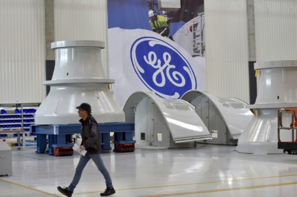 General Electric in huge loss, cuts dividend<br />
<b>Deprecated</b>: strip_tags(): Passing null to parameter #1 ($string) of type string is deprecated in <b>/var/www/vhosts/economicconfidential.com/httpdocs/wp-content/themes/Newspaper/loop-single.php</b> on line <b>60</b><br />
General Electric in huge loss, cuts dividend