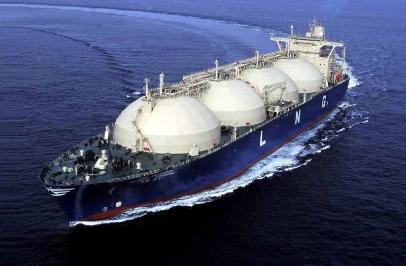 China Halts U.S. LNG Imports Amid Trade War