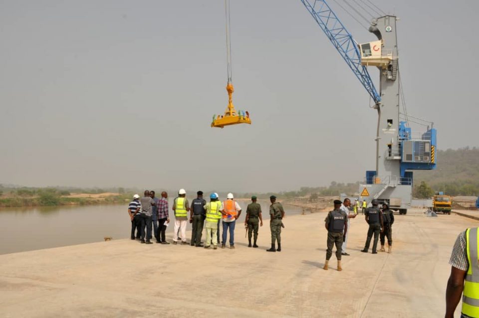 Buhari Commissions N6bn Baro River Port<br />
<b>Deprecated</b>: strip_tags(): Passing null to parameter #1 ($string) of type string is deprecated in <b>/var/www/vhosts/economicconfidential.com/httpdocs/wp-content/themes/Newspaper/loop-single.php</b> on line <b>60</b><br />
Buhari Commissions N6bn Baro River Port