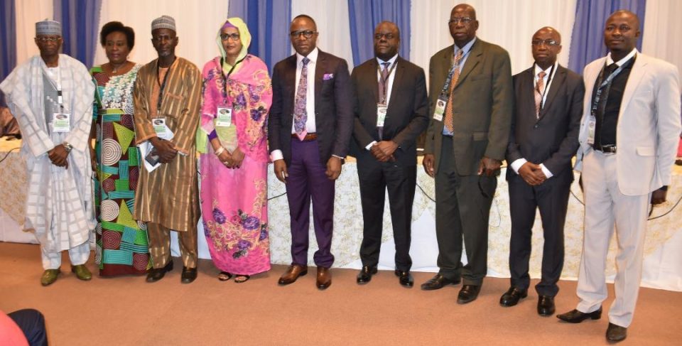 Kachikwu Inaugurates APPO Executive Board<br />
<b>Deprecated</b>: strip_tags(): Passing null to parameter #1 ($string) of type string is deprecated in <b>/var/www/vhosts/economicconfidential.com/httpdocs/wp-content/themes/Newspaper/loop-single.php</b> on line <b>60</b><br />
Kachikwu Inaugurates APPO Executive Board