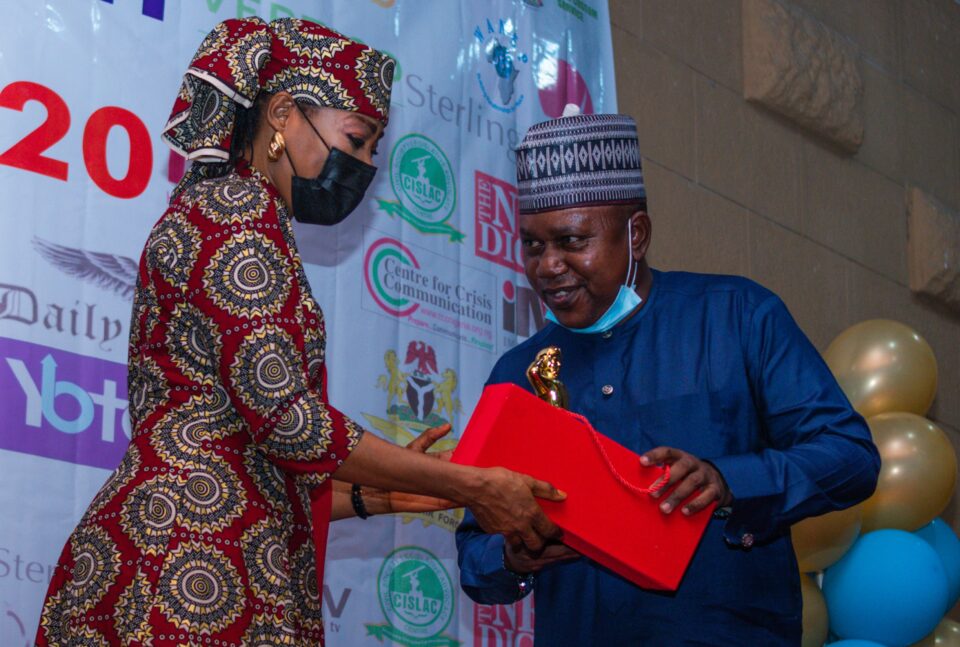 General Manager Profile Security Service, Salihu Ibrahim Receives SAEMA Award 2020 from Hon. Linda Chuba Ikpeazu