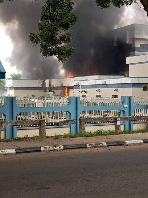 CBN Makurdi Branch on Fire