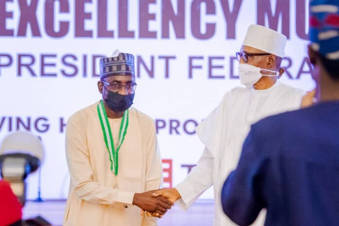 President Buhari and Inuwa Kashifu