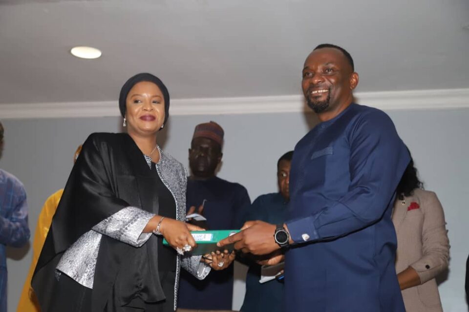 New NIPC Boss, Saratu Umar Assumes Office, Vows to Attract More Investments to Nigeria<br />
<b>Deprecated</b>: strip_tags(): Passing null to parameter #1 ($string) of type string is deprecated in <b>/var/www/vhosts/economicconfidential.com/httpdocs/wp-content/themes/Newspaper/loop-single.php</b> on line <b>60</b><br />
New NIPC Boss, Saratu Umar Assumes Office, Vows to Attract More Investments to Nigeria