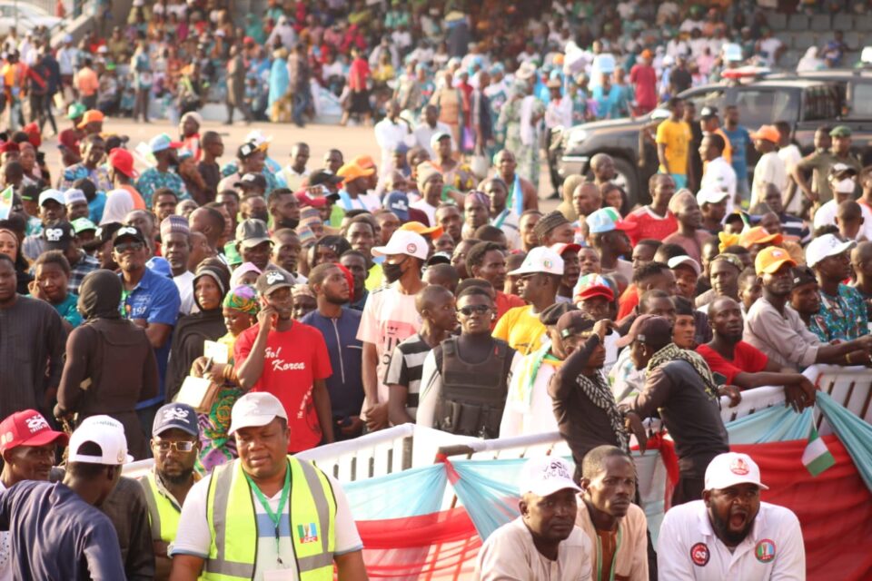 2023: Mammoth Crowd In Abuja as APC Women, Youths Hold Rally For Tinubu/Shettima Presidency
