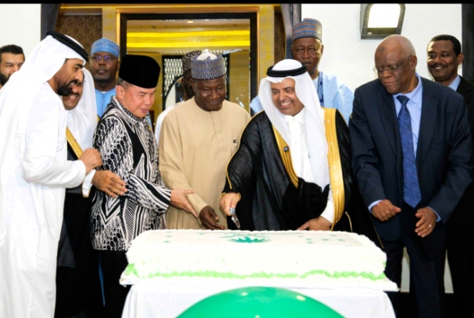 Saudi Ambassador, His Excellency Faisal bin Ebraheem Alghamdi (2nd Right) flanked by Saudi and Nigeria officials