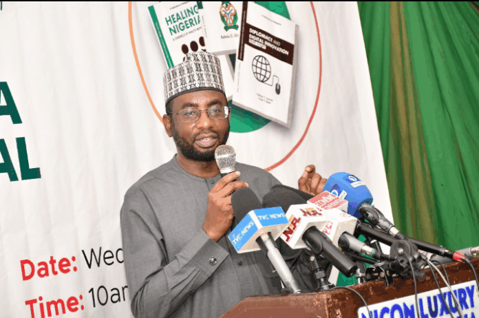 DG NITDA, Kashifu Inuwa at the Third Economic Confidential Public Lecture and Book Presentation