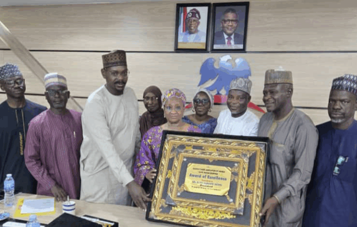 MAN officials at Dangote's Group regional office in Abuja.